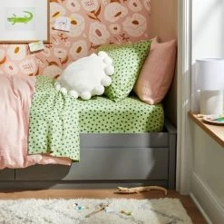 Dotted Microfiber Kids' Sheet Set - Pillowfort™ Olive Green