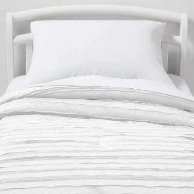 Toddler Jersey Wave Kids' Comforter - Pillowfort™ Navy 7 Toddler Jersey Wave Kids' Comforter - Pillowfort™ Navy - Image 5