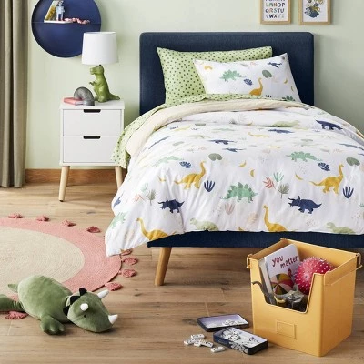 Dotted Microfiber Kids' Sheet Set - Pillowfort™ Olive Green 8 Dotted Microfiber Kids' Sheet Set - Pillowfort™ Olive Green - Image 6